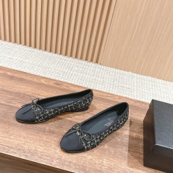 CHANEL Ballerinas
