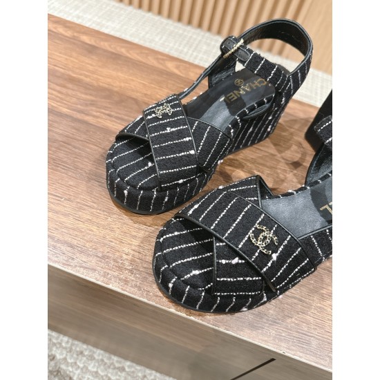 CHANEL Sandals