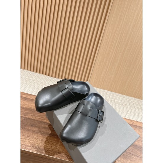  Balenciaga Slippers