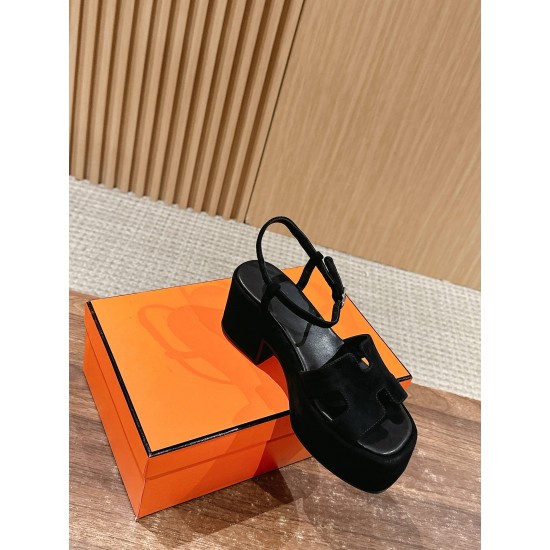 Hermes Sandals