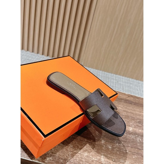 Hermes Slippers