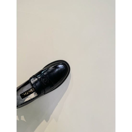 CHANEL Loafers