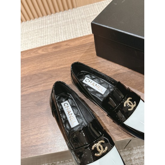 CHANEL Ballerinas