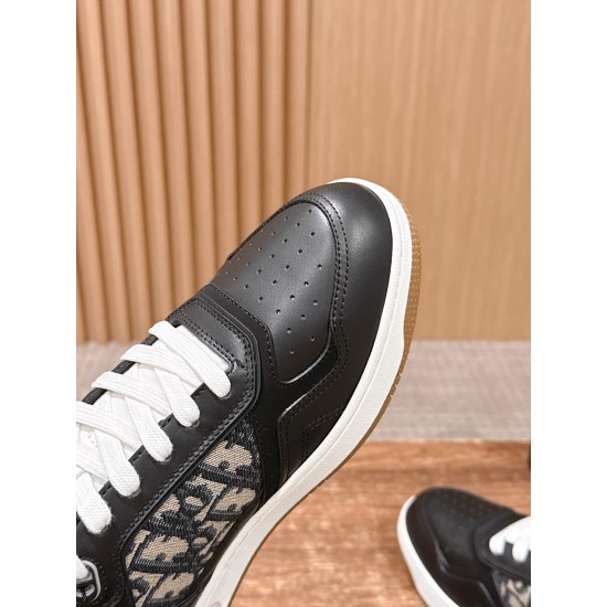 Dior Sneakers