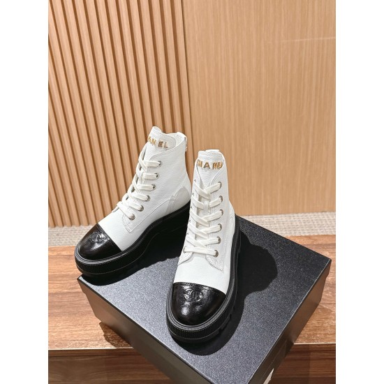 CHANEL Boots
