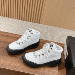 CHANEL Sneakers