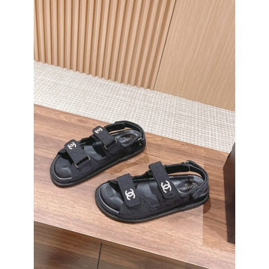 CHANEL Sandals