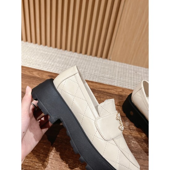 CHANEL Loafers