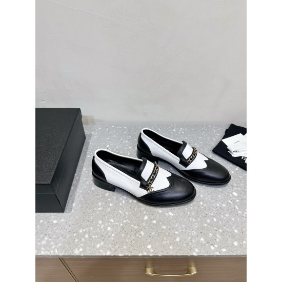 CHANEL Loafers