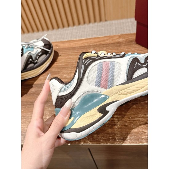Gucci Sneakers