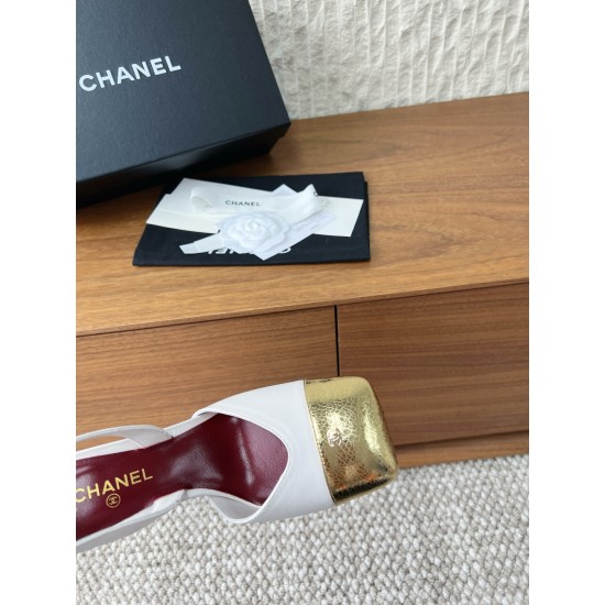 CHANEL Pumps and Slingbacks