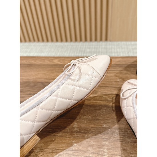 CHANEL Ballerinas