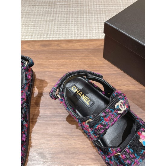 CHANEL Sandals