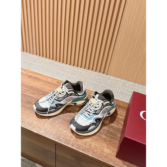 Gucci Sneakers