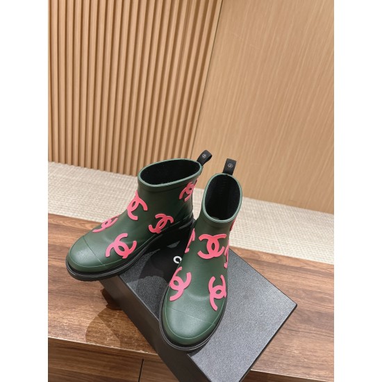 CHANEL Boots