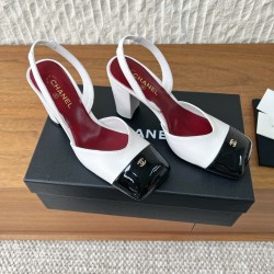 CHANEL Pumps and Slingbacks