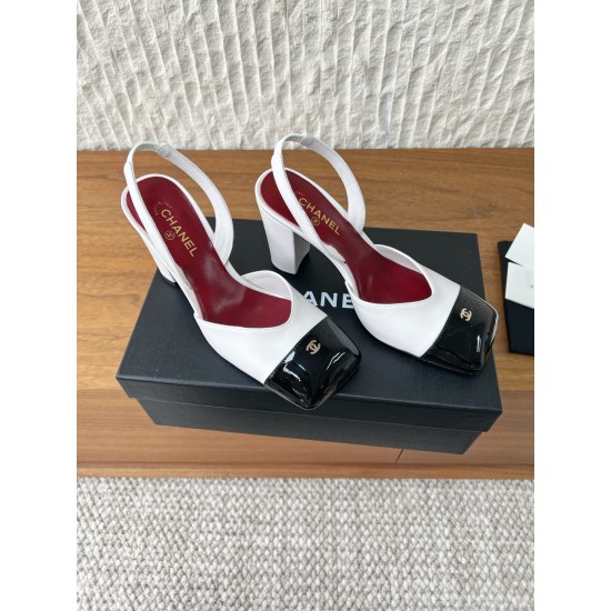 CHANEL Pumps and Slingbacks