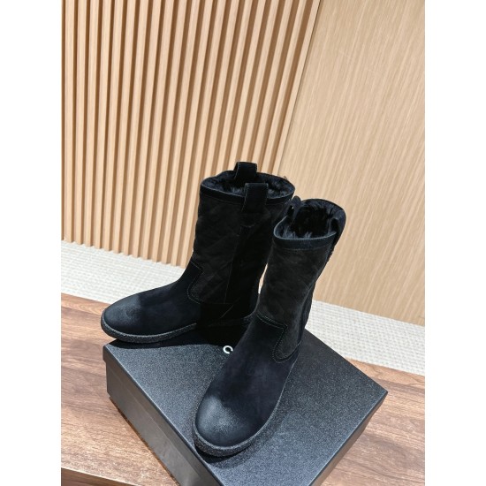 CHANEL Boots