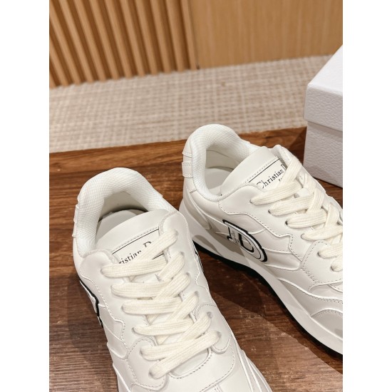 Dior Sneakers