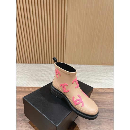 CHANEL Boots