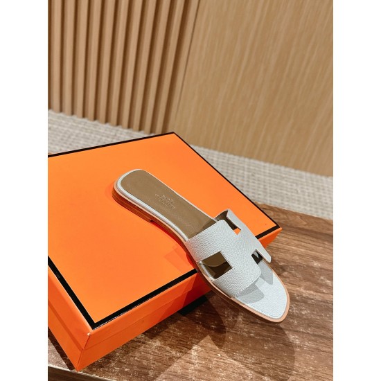 Hermes Slippers