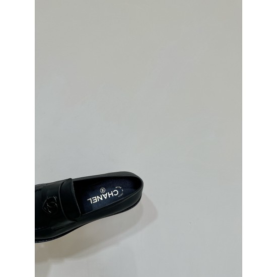 CHANEL Loafers