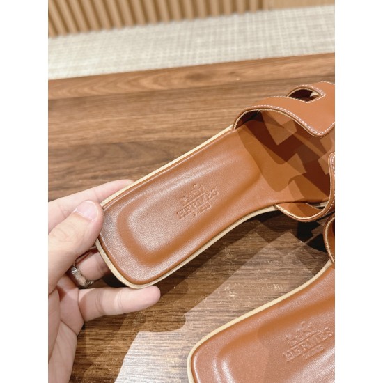 Hermes Slippers