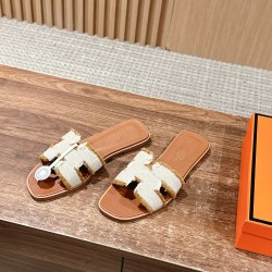 Hermes Slippers