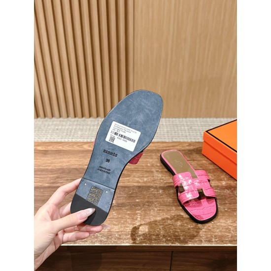 Hermes Slippers
