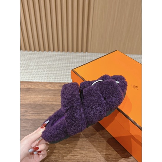 Hermes Slippers