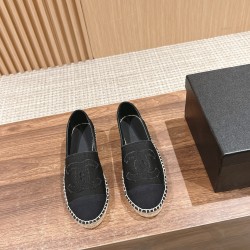 CHANEL Espadrilles