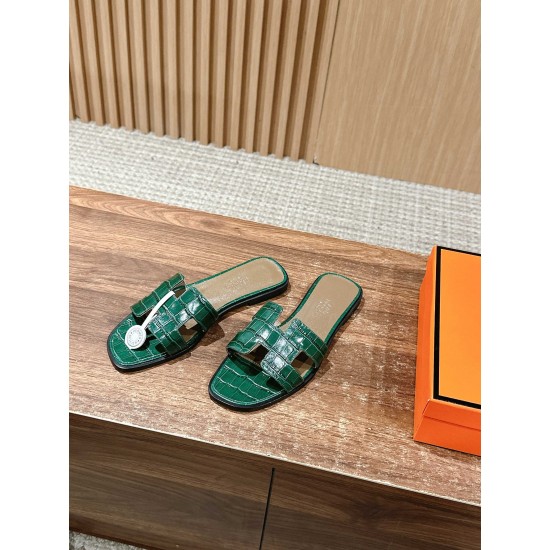 Hermes Slippers