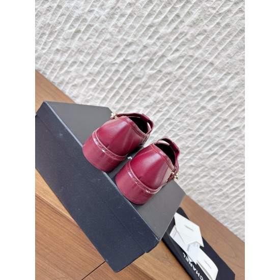 CHANEL Loafers