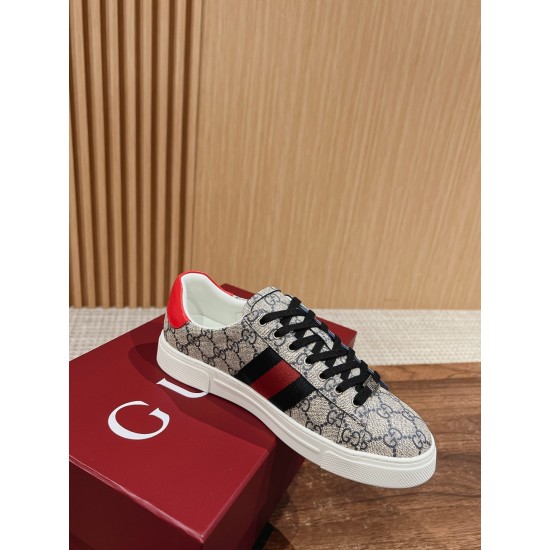 Gucci Sneakers
