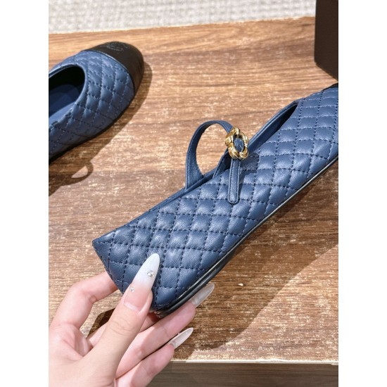 CHANEL Ballerinas