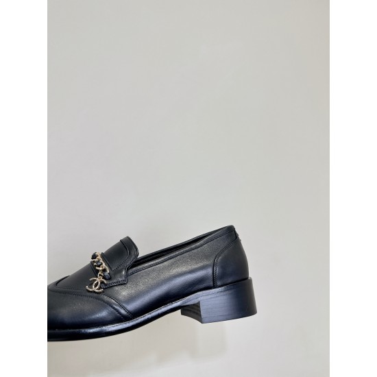 CHANEL Loafers