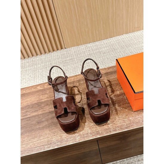 Hermes Sandals