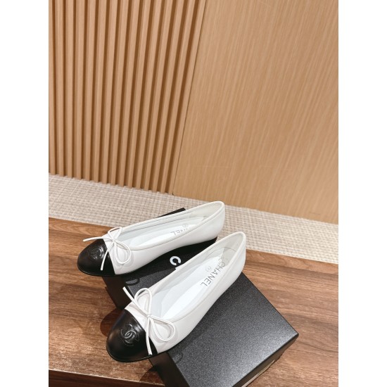 CHANEL Ballerinas