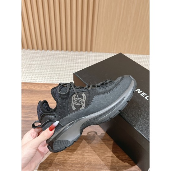 CHANEL Sneakers