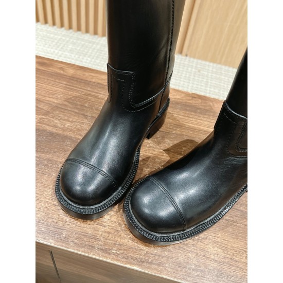 CHANEL Boots