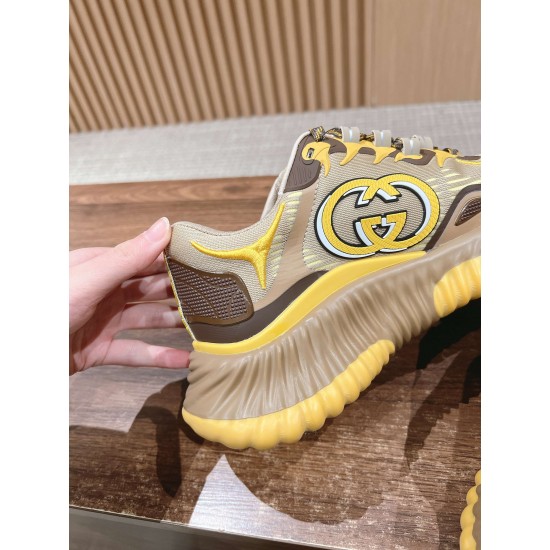 Gucci Sneakers