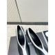 CHANEL Pumps and Slingbacks