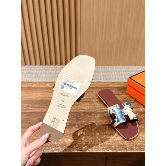 Hermes Slippers