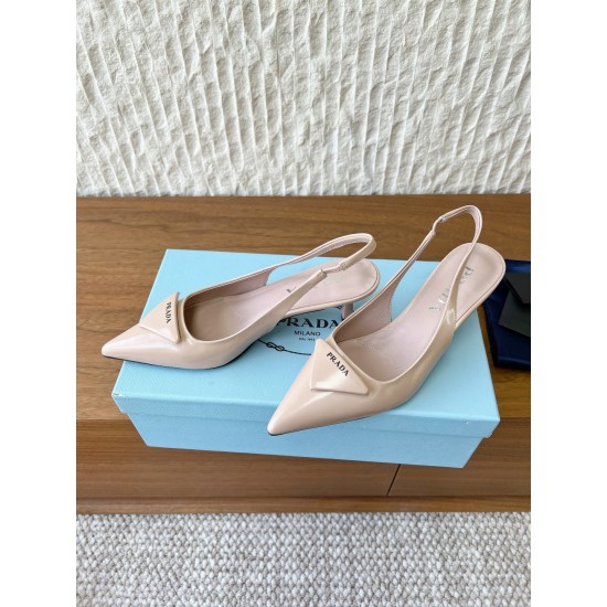 Prada Pumps and ballerinas