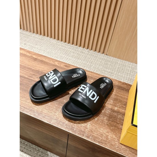 Fendi Slippers and sandals