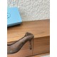 Prada Pumps and ballerinas