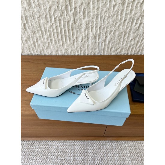 Prada Pumps and ballerinas