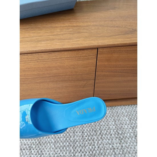 Prada Slippers and mules