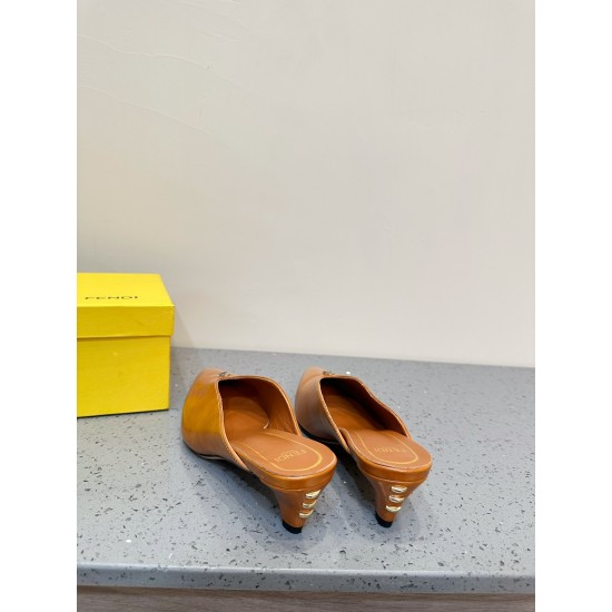 Fendi Slippers and sandals