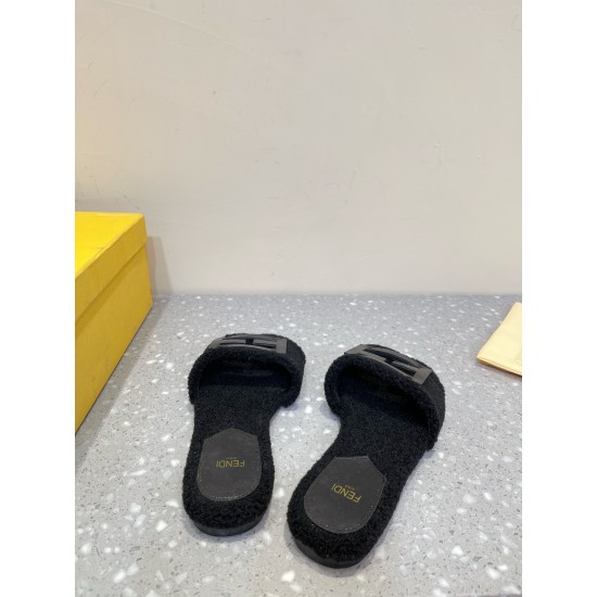 Fendi Slippers and sandals